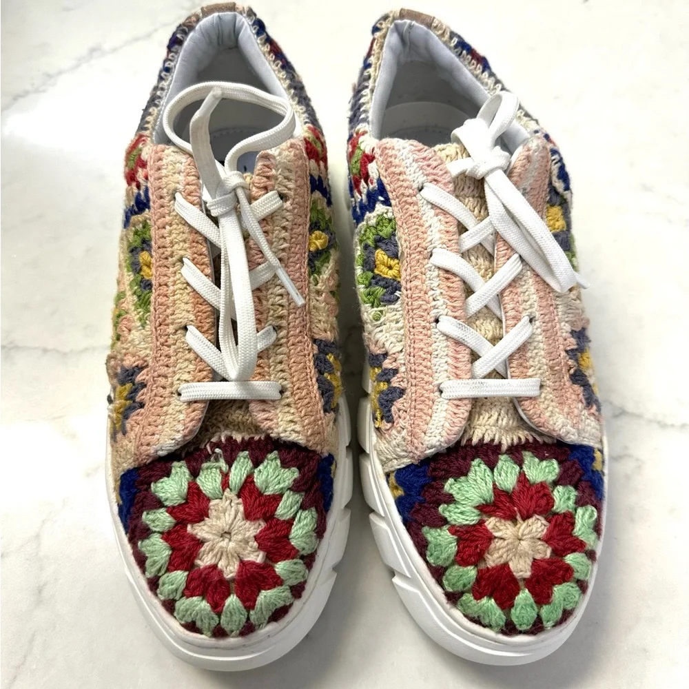 Free People Catch Me if You Can Crochet Platform Sneakers Size 38 Women’s 7.5